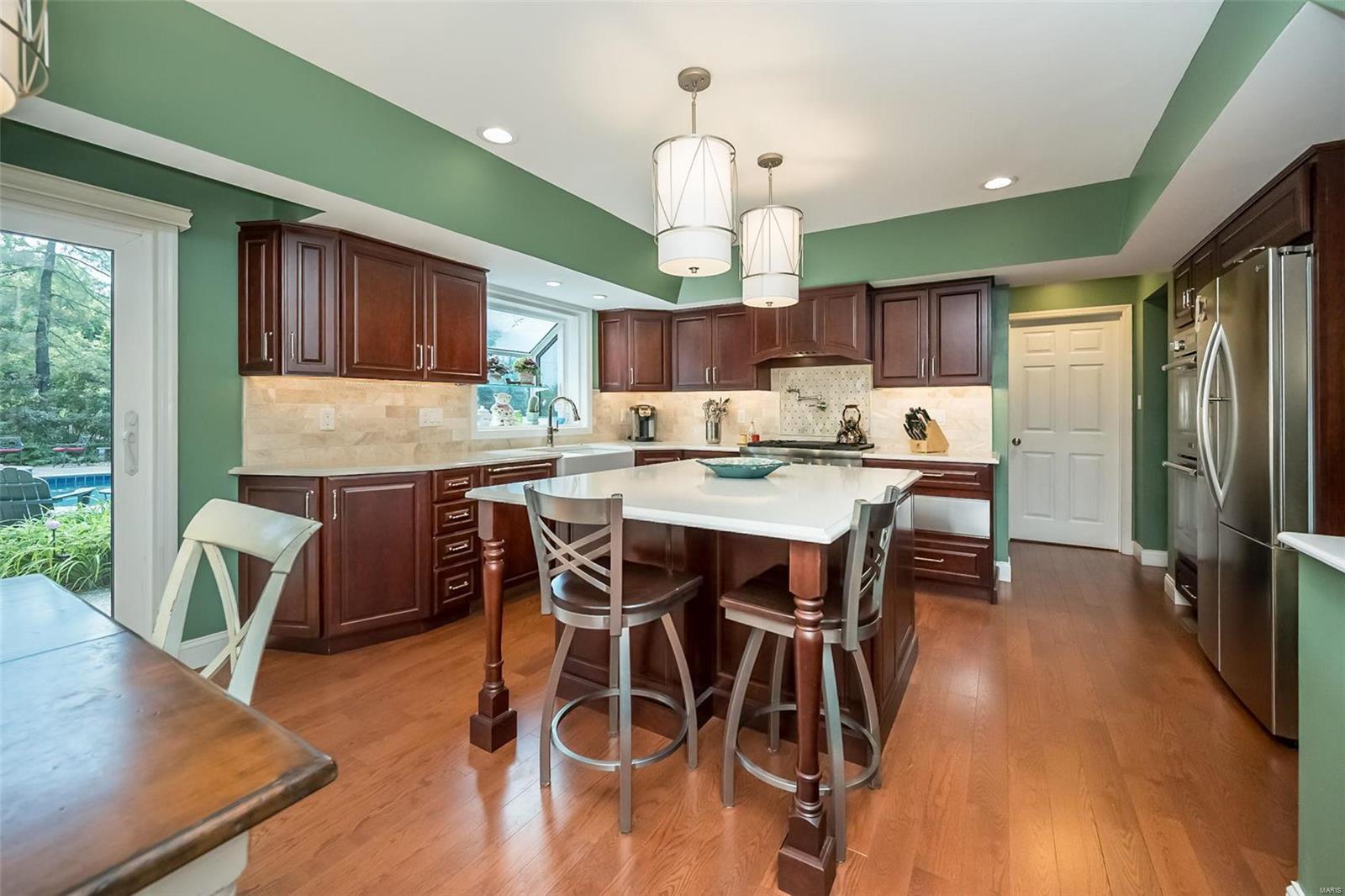 230 Pennington Lane Chesterfield, MO 63005 - Photo 11 of 47