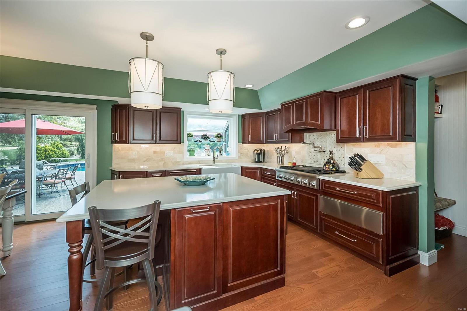 230 Pennington Lane Chesterfield, MO 63005 - Photo 12 of 47