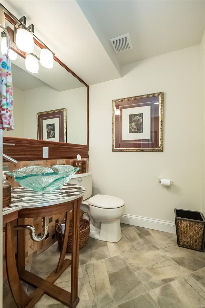 230 Pennington Lane Chesterfield, MO 63005 - Photo 33 of 47