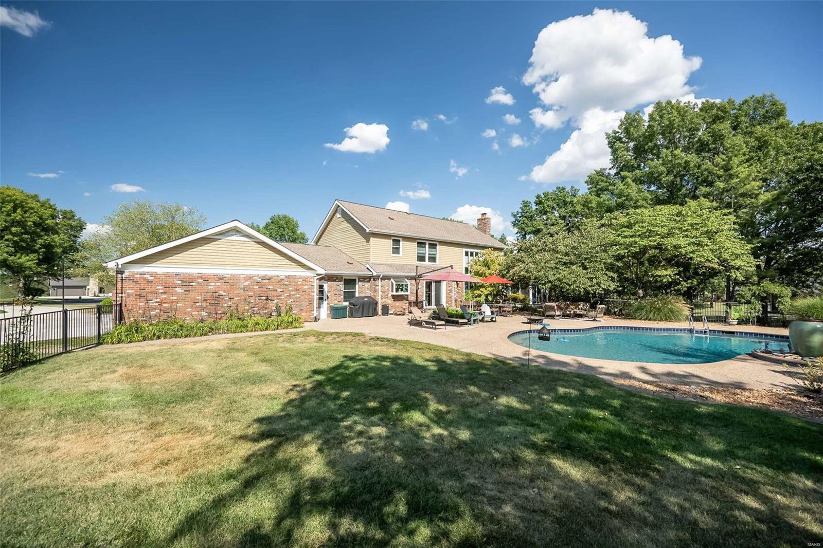 230 Pennington Lane Chesterfield, MO 63005 - Photo 37 of 47