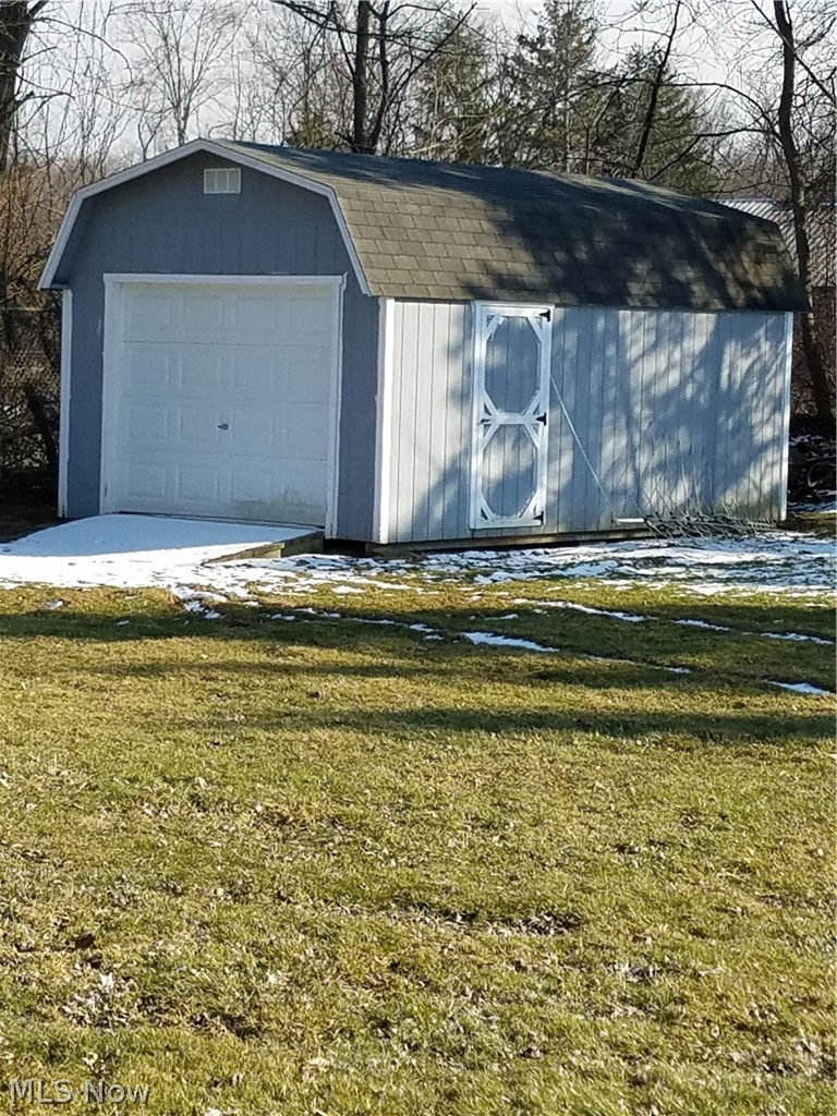 580 Seasons Road Stow, OH 44224 - Photo 4 of 13 Gallery Image 4