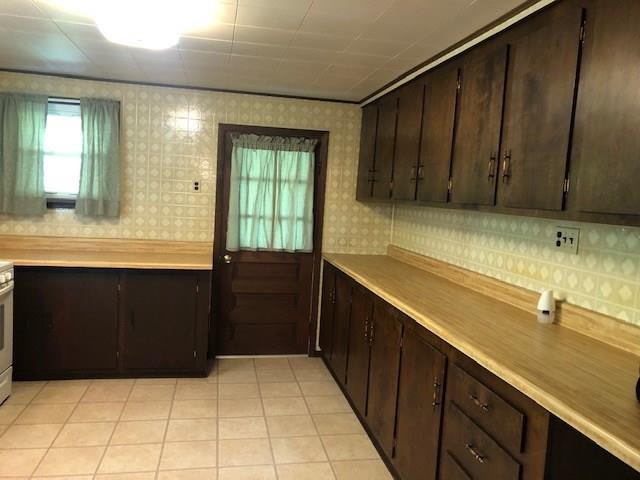 676 Sawyer Road Apollo, PA 15613 - Photo 7 of 19 KITCHEN COUNTER SPACE WITH PORCH ACCESS
