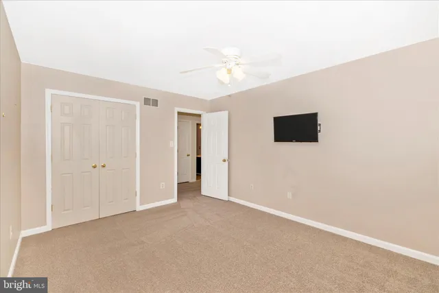 an empty room with an entryway