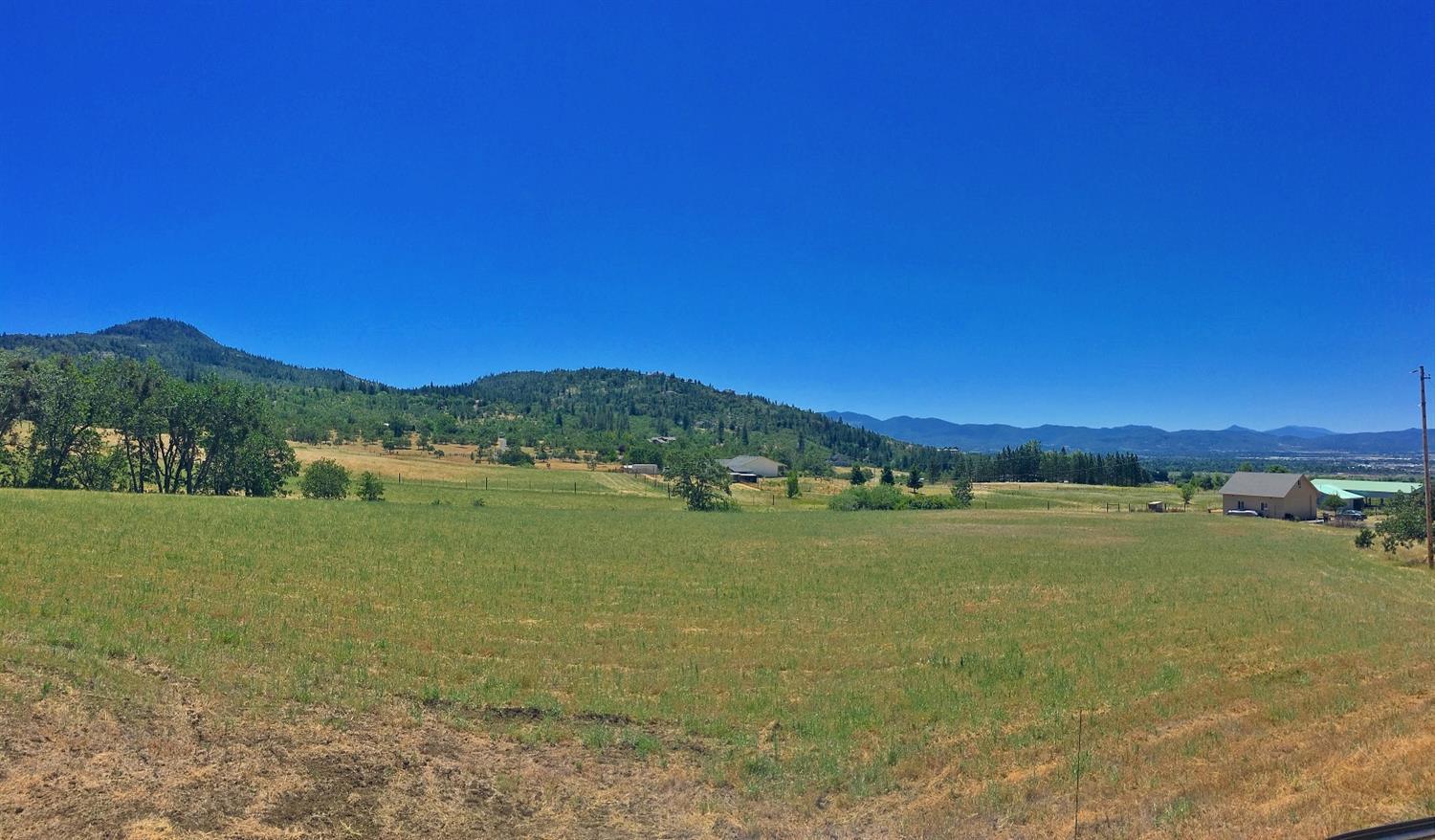 3962 Dry Creek Road Medford, OR 97504 - Photo 1 of 8 Primary Photo