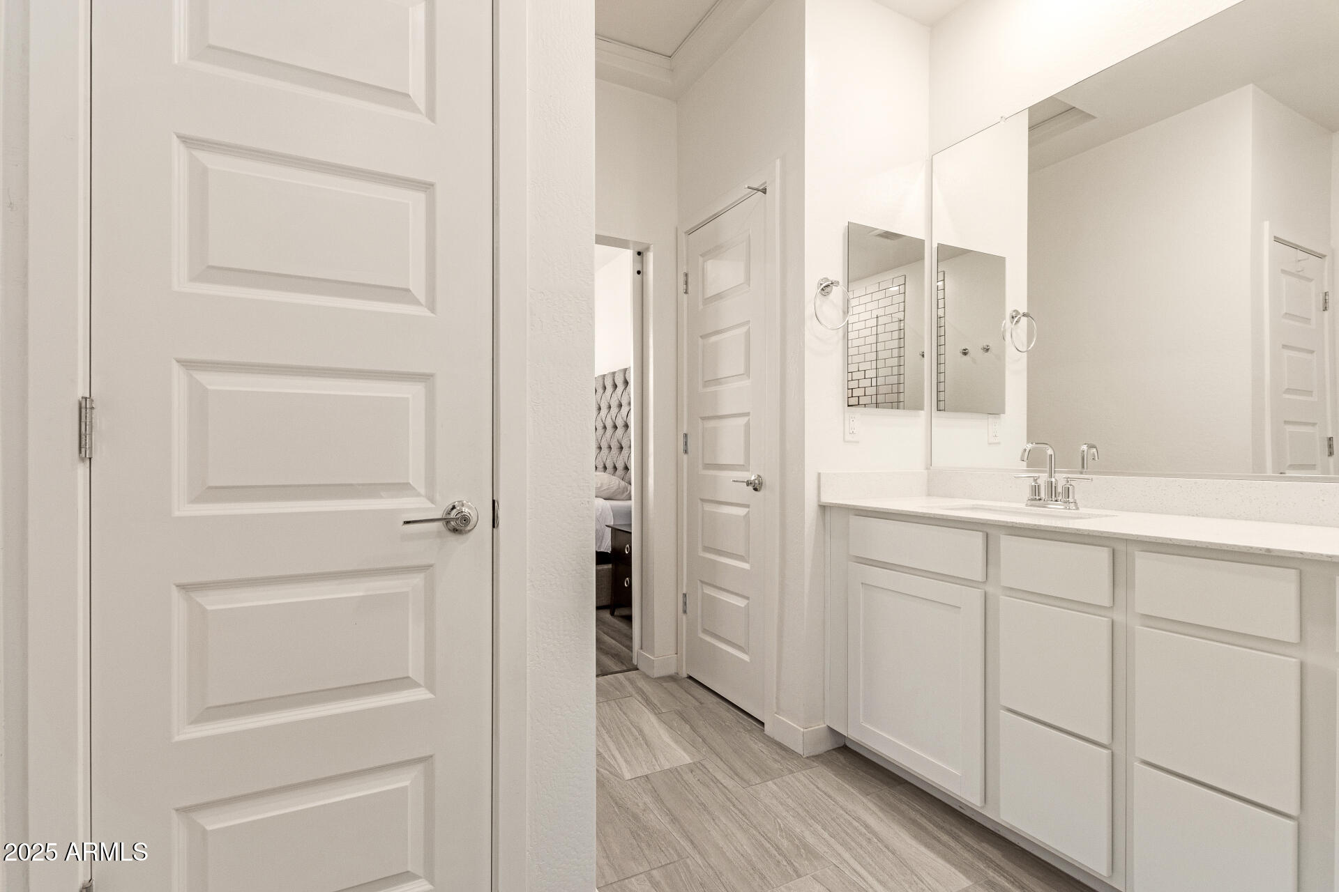 1851 East Frye Road, Unit 101 Gilbert, AZ 85295 - Photo 17 of 37 a bathroom with a shower and a sink