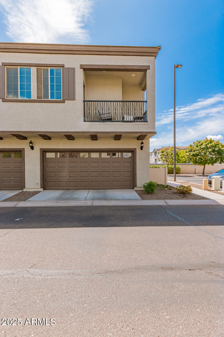 1851 East Frye Road, Unit 101 Gilbert, AZ 85295 - Photo 25 of 37 a front view of a building