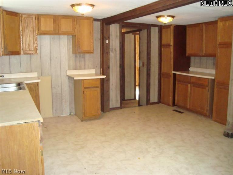 3783 West Turkeyfoot Lake Road Akron, OH 44319 - Photo 11 of 15