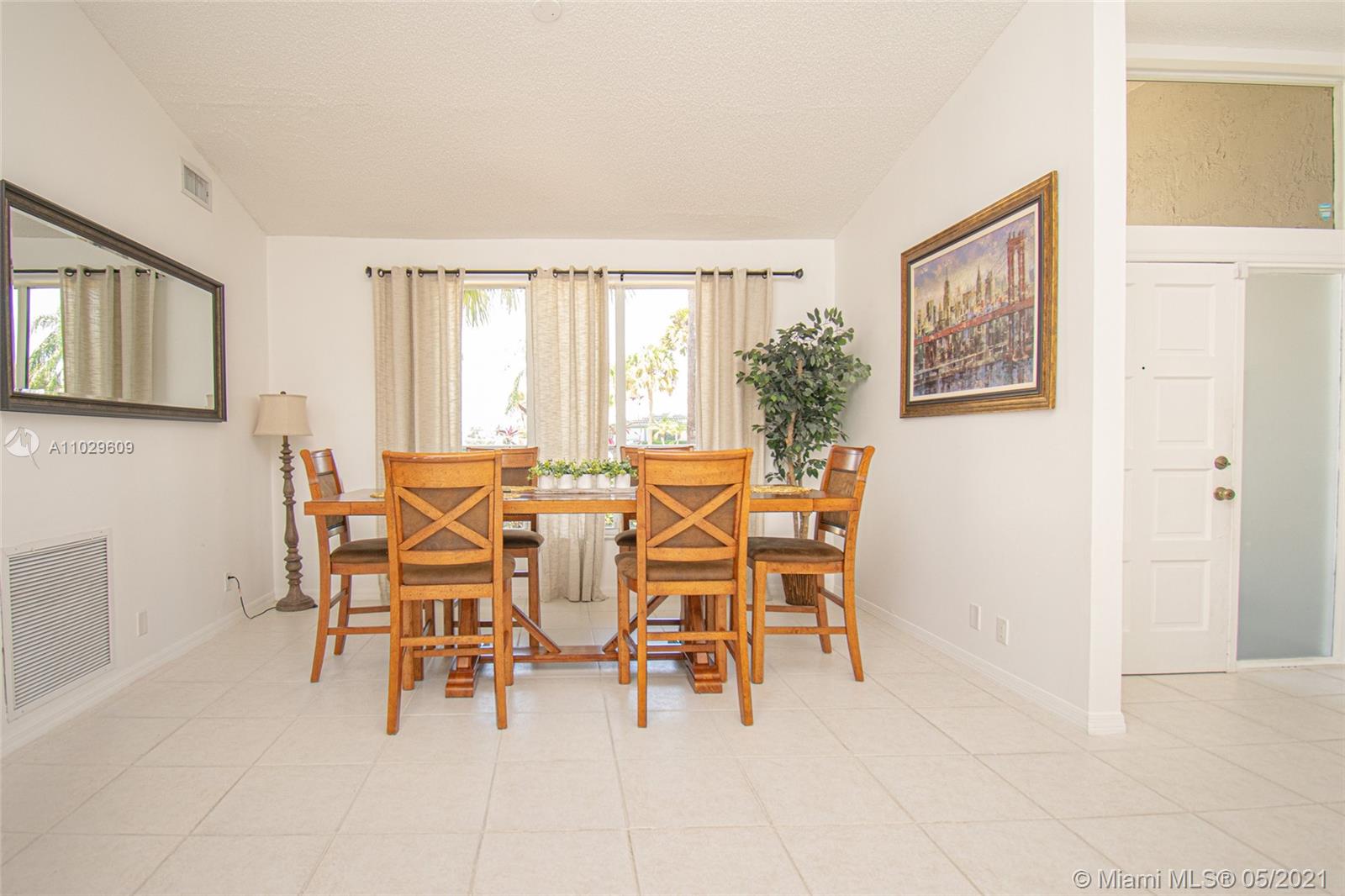 9660 Carousel Circle South Boca Raton, FL 33434 - Photo 7 of 25