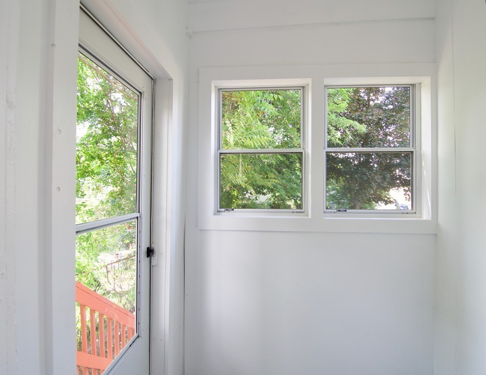 163 Johnson Street Springfield, MA 01108 - Photo 30 of 30
