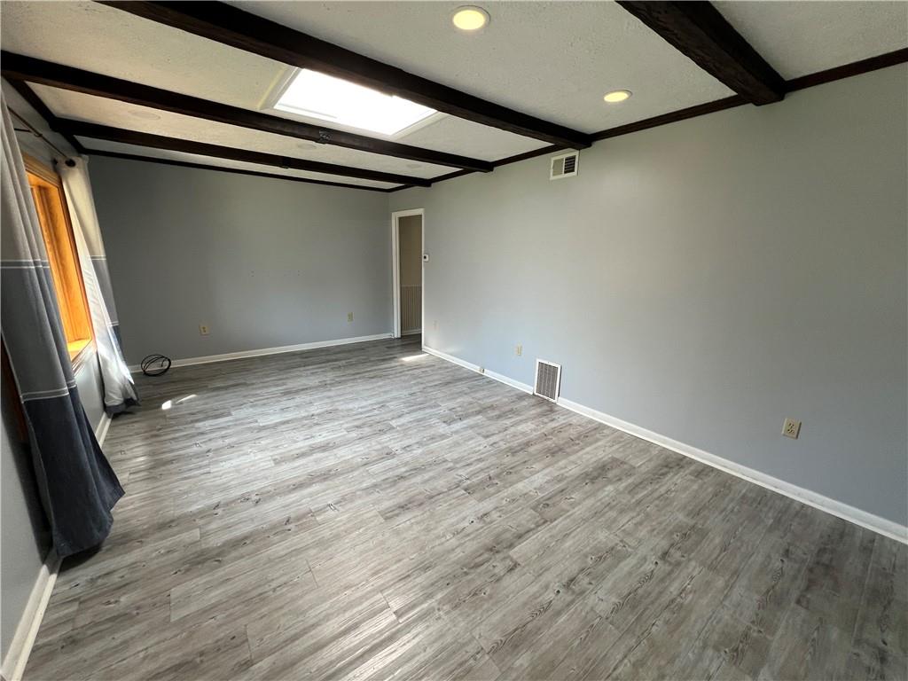 203 Carson Street Springdale, PA 15144 - Photo 4 of 43 a view of room