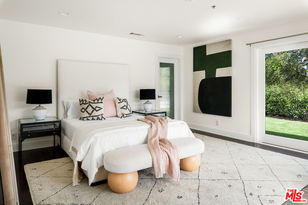 2547 Hutton Drive Beverly Hills, CA 90210 - Photo 29 of 42