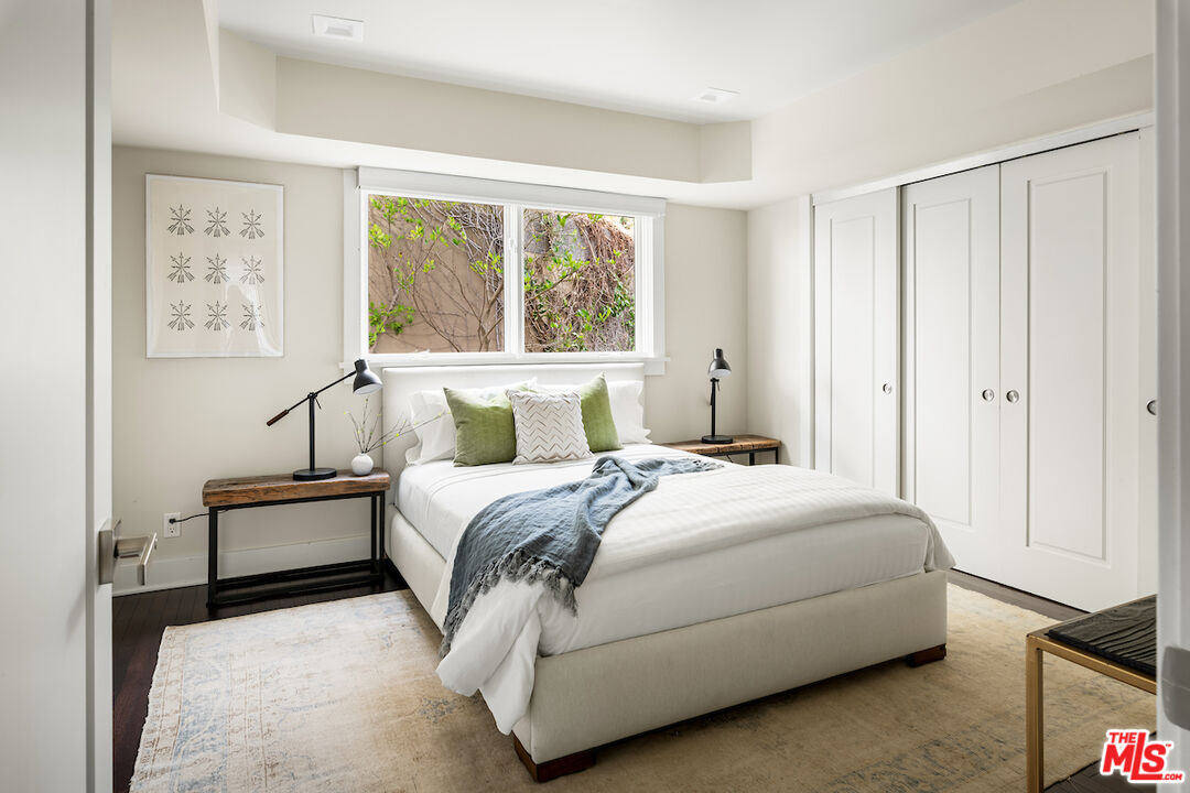 2547 Hutton Drive Beverly Hills, CA 90210 - Photo 33 of 42