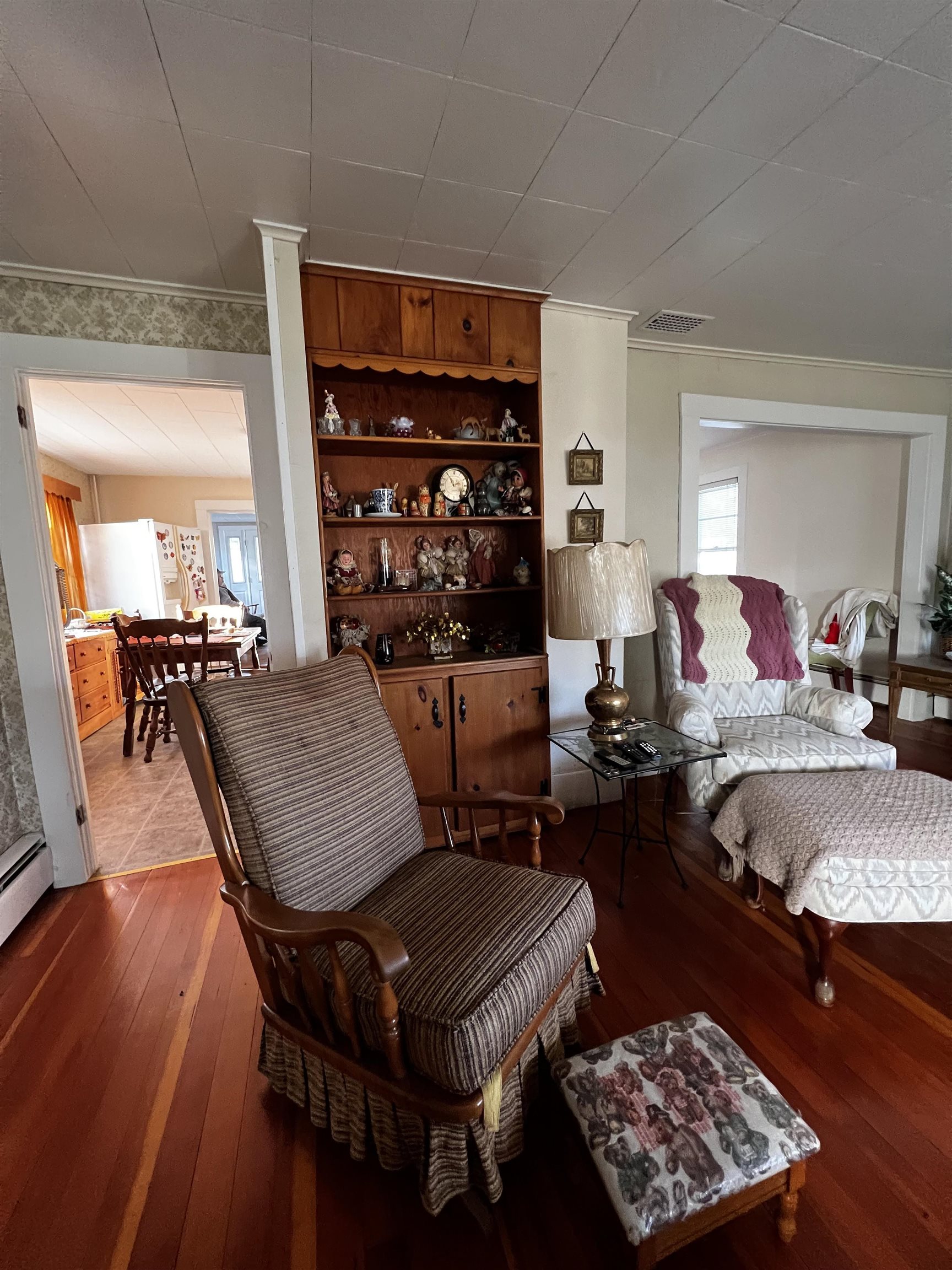 27 Cramton Avenue Rutland, VT 05701 - Photo 4 of 18