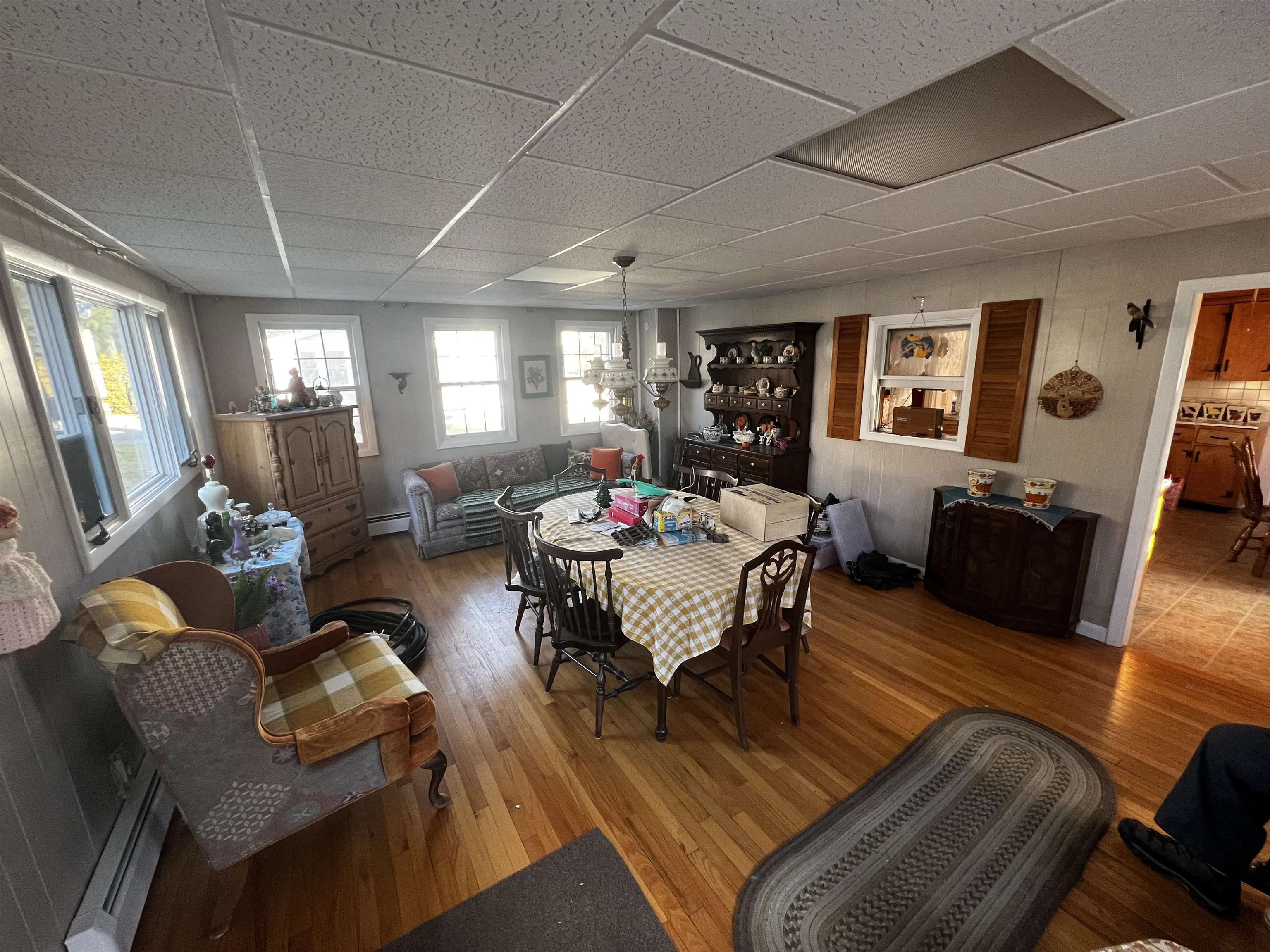 27 Cramton Avenue Rutland, VT 05701 - Photo 5 of 18
