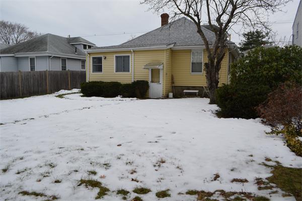 28 Linden Road Peabody, MA 01960 - Photo 5 of 25 Gallery Image 5