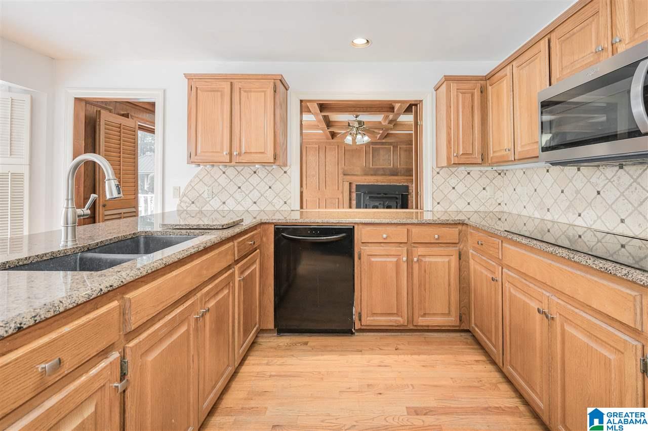 7200 Cliff Circle Dora, AL 35062 - Photo 13 of 49