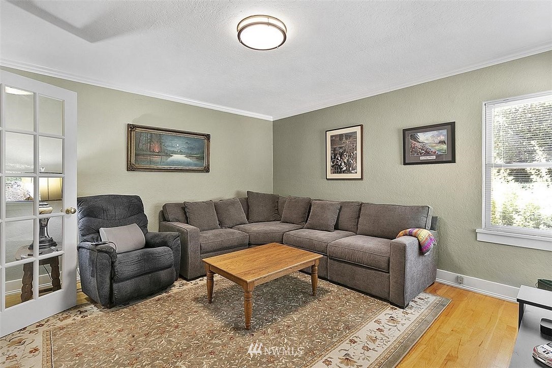 16471 Sylvester Road Southwest Burien, WA 98166 - Photo 16 of 40
