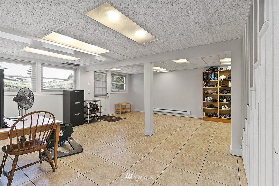 16471 Sylvester Road Southwest Burien, WA 98166 - Photo 29 of 40
