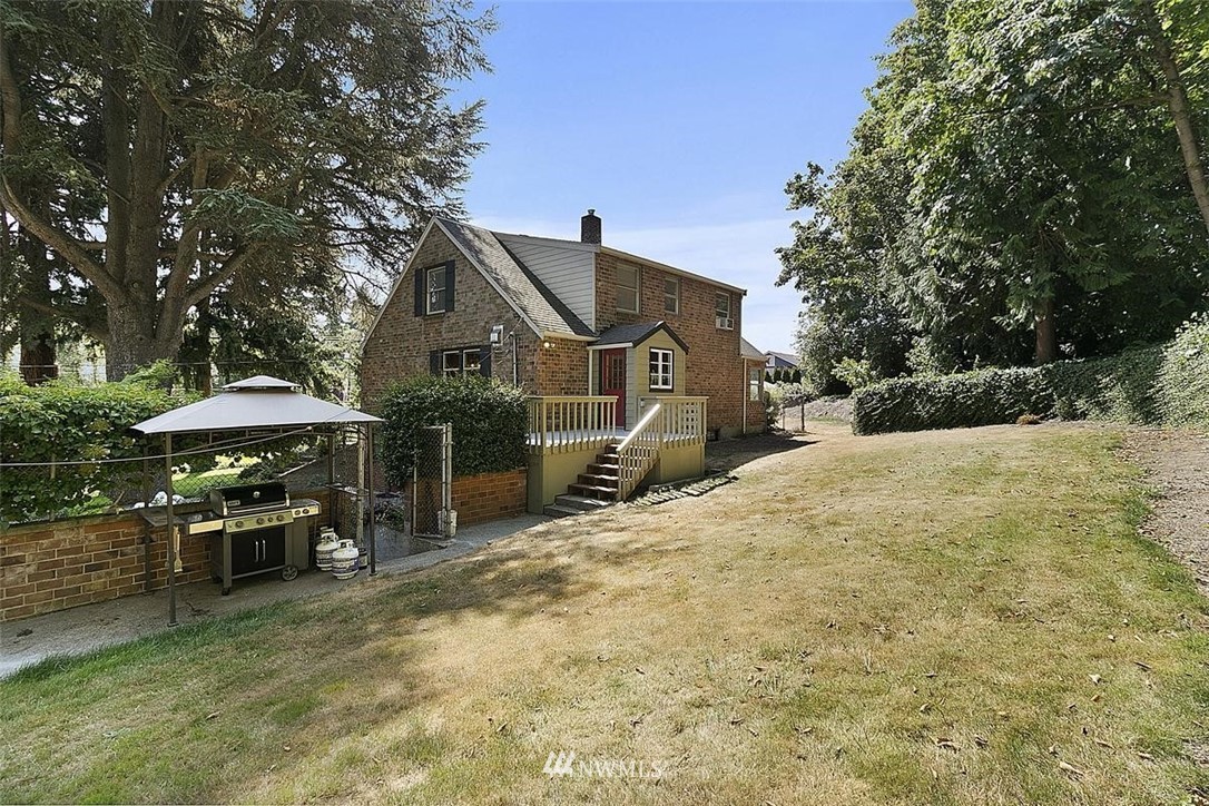 16471 Sylvester Road Southwest Burien, WA 98166 - Photo 31 of 40