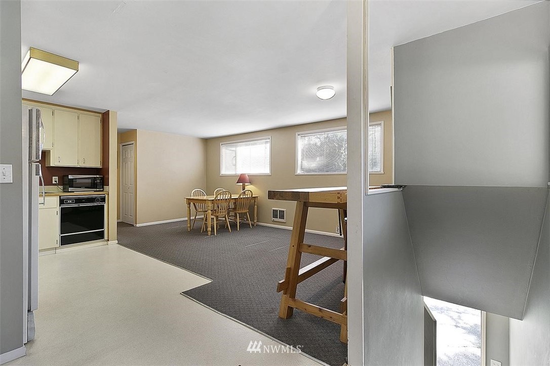 16471 Sylvester Road Southwest Burien, WA 98166 - Photo 36 of 40