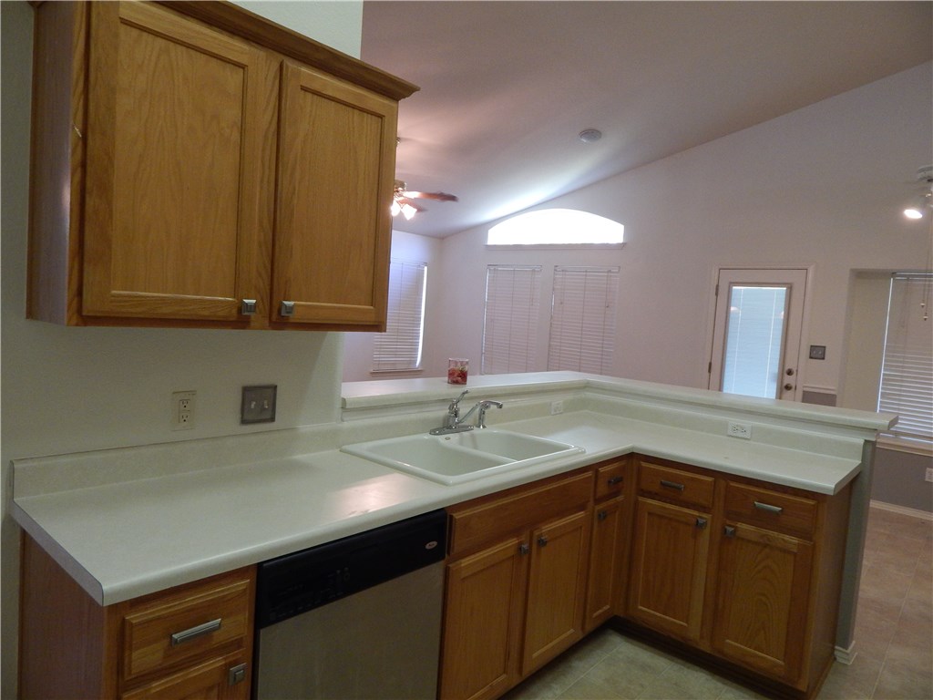 1622 Balmorhea Lane Pflugerville, TX 78664 - Photo 3 of 10