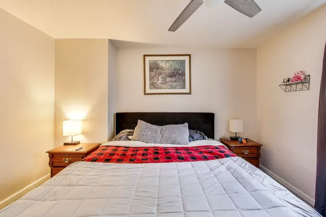 $485,000 | 22451 Highway 12, Edwardsburg, MI 49112