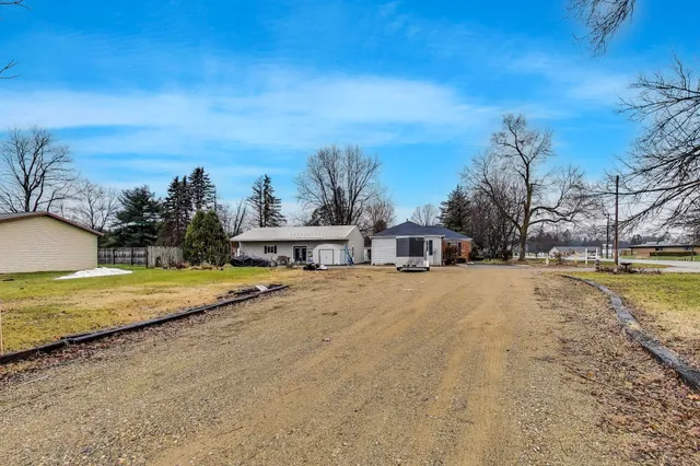$485,000 | 22451 Highway 12, Edwardsburg, MI 49112