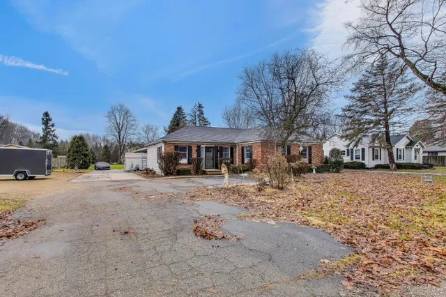 $485,000 | 22451 Highway 12, Edwardsburg, MI 49112