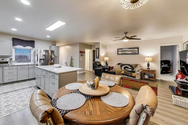 $485,000 | 22451 Highway 12, Edwardsburg, MI 49112