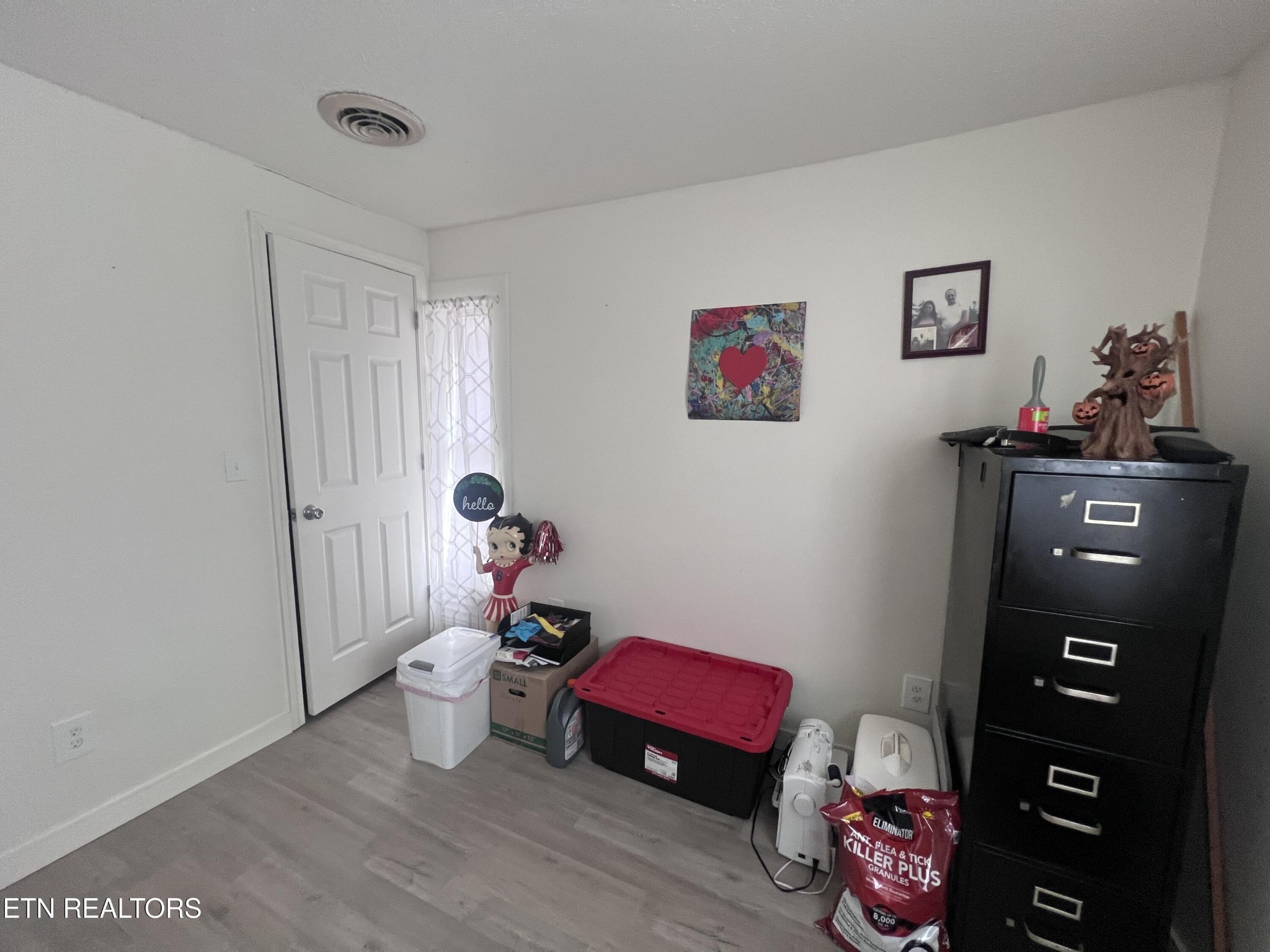 428 Patton Heights Circle Jamestown, TN 38556 - Photo 15 of 29 a room with furniture and a window