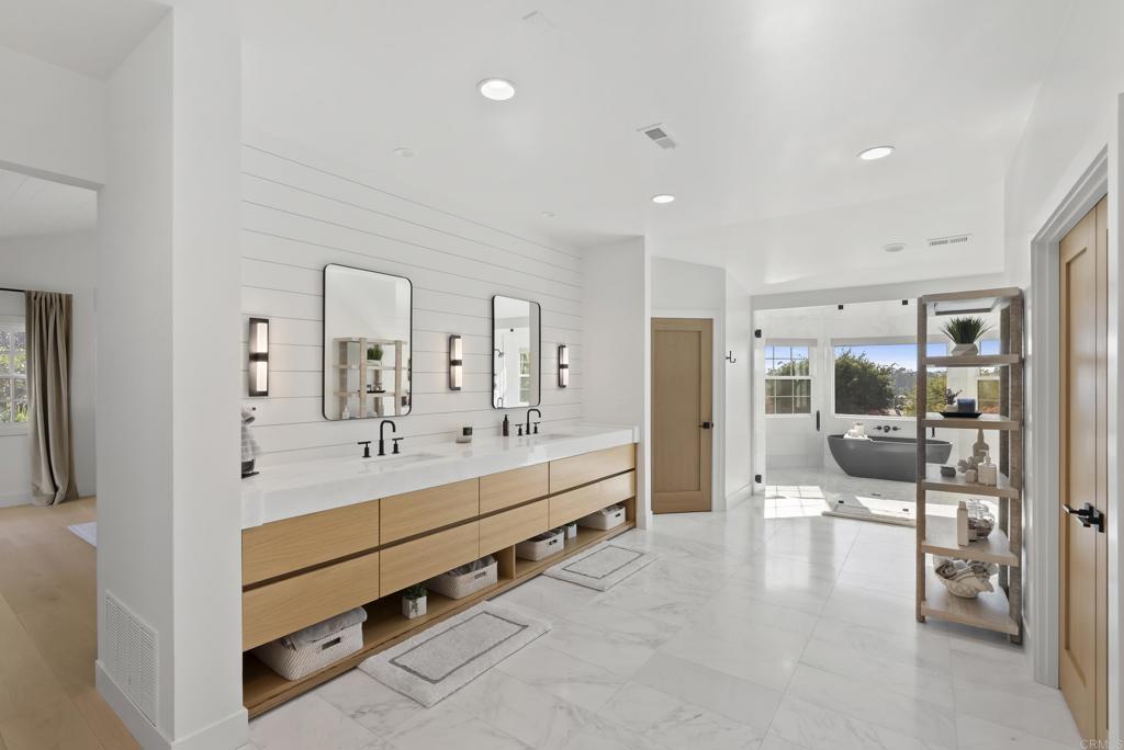 5427 La Crescenta Road Rancho Santa Fe, CA 92067 - Photo 11 of 20 Gallery Image 11