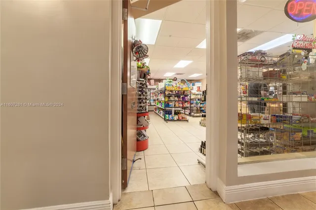 $2,400 | 2501 South Ocean Drive, Unit 303, Hollywood, FL 33019