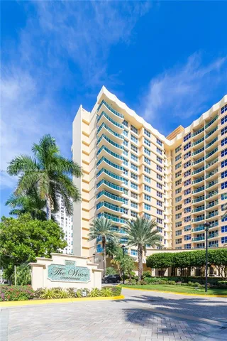 $2,400 | 2501 South Ocean Drive, Unit 303, Hollywood, FL 33019
