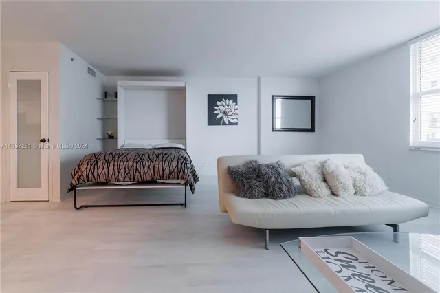 $2,400 | 2501 South Ocean Drive, Unit 303, Hollywood, FL 33019