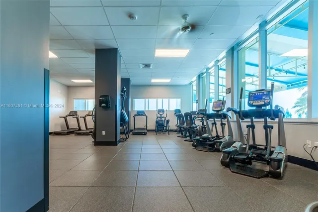 $2,400 | 2501 South Ocean Drive, Unit 303, Hollywood, FL 33019