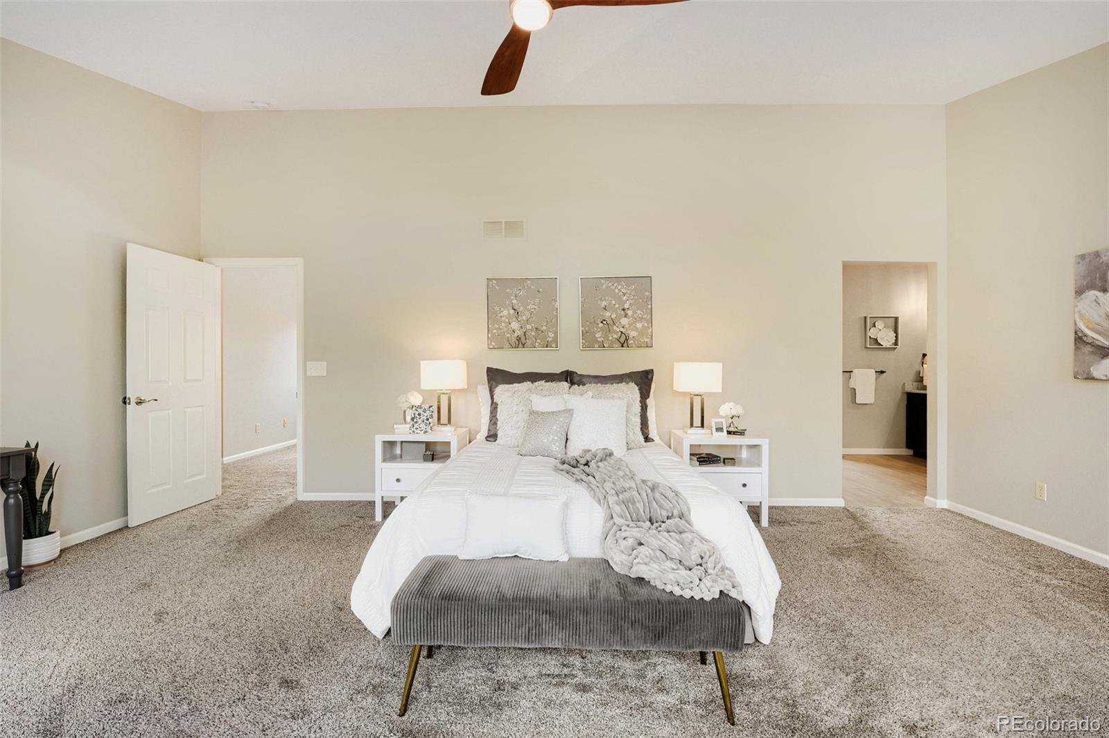 8658 Aberdeen Circle Highlands Ranch, CO 80130 - Photo 18 of 41