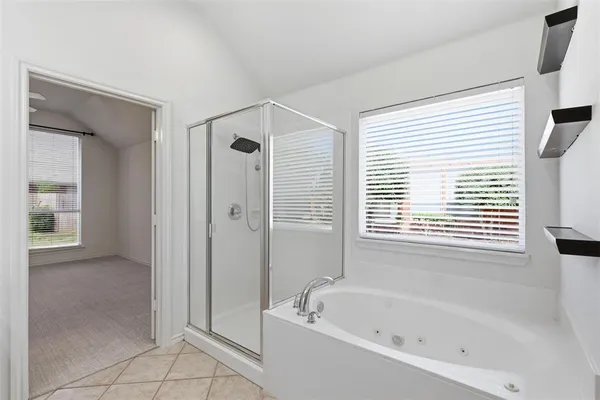 $2,800 | 6404 Parkside Drive, Arlington, TX 76001