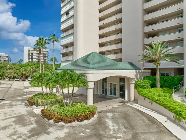 $5,500 | 5051 North Hwy A1A, Unit 93, Fort Pierce, FL 34949