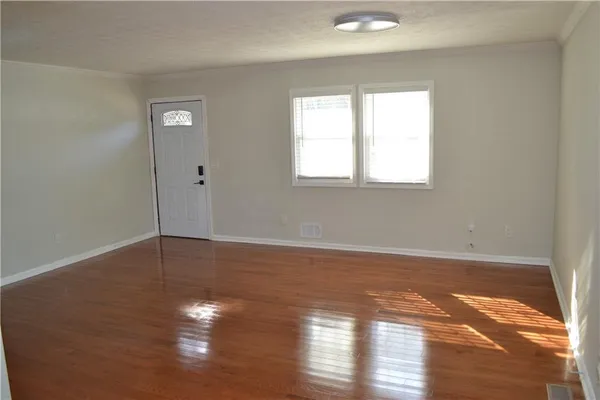 $1,200 | 555 Lee Byrd Road, Loganville, GA 30052