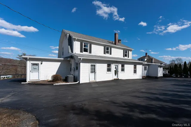 $539,000 | 105 Gleneida Avenue, Carmel, NY 10512