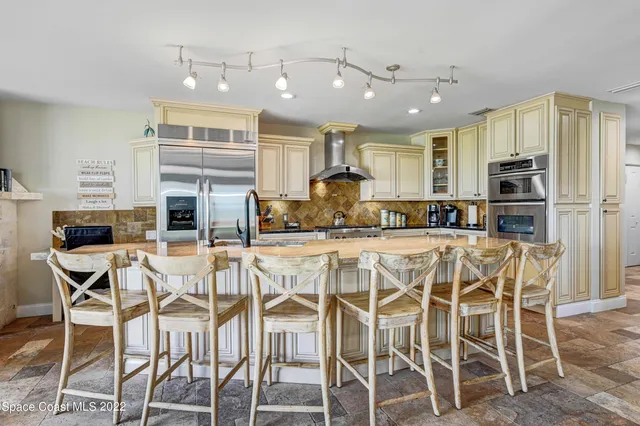 $3,397,777 | 6465 South Hwy A1A, Melbourne Beach, FL 32951