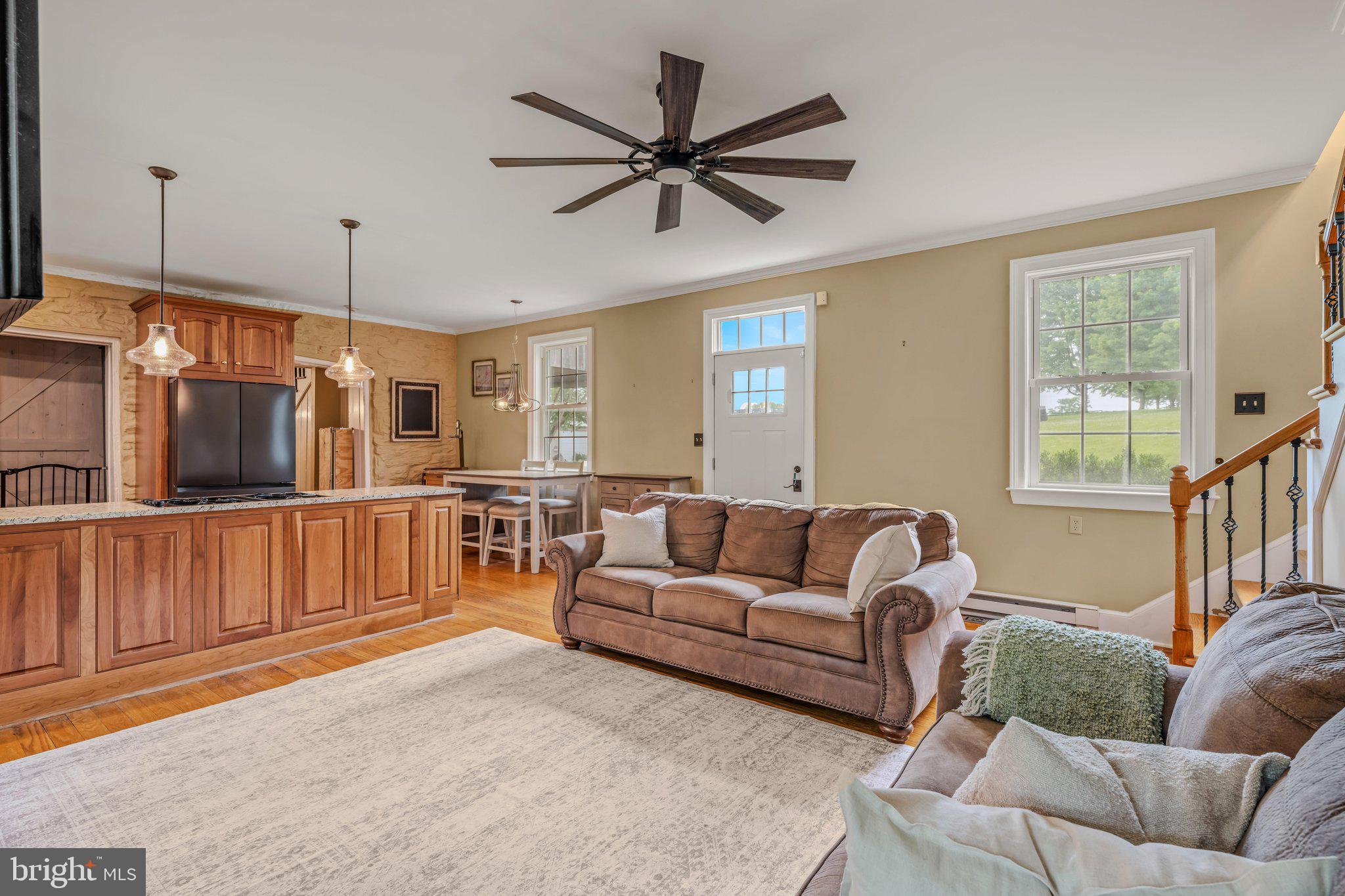 1507 Old Rider Road Harpers Ferry, WV 25425 - Photo 27 of 108 Living Room