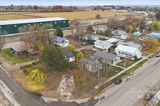 $204,900 | 217 3rd Street, Wilder, ID 83676