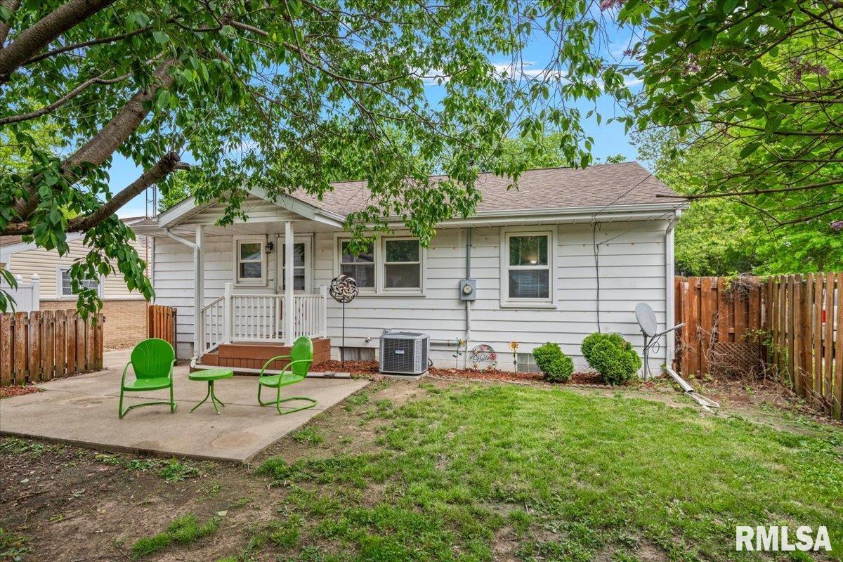1613 North Schrader Avenue Springfield, IL 62702 - Photo 29 of 32