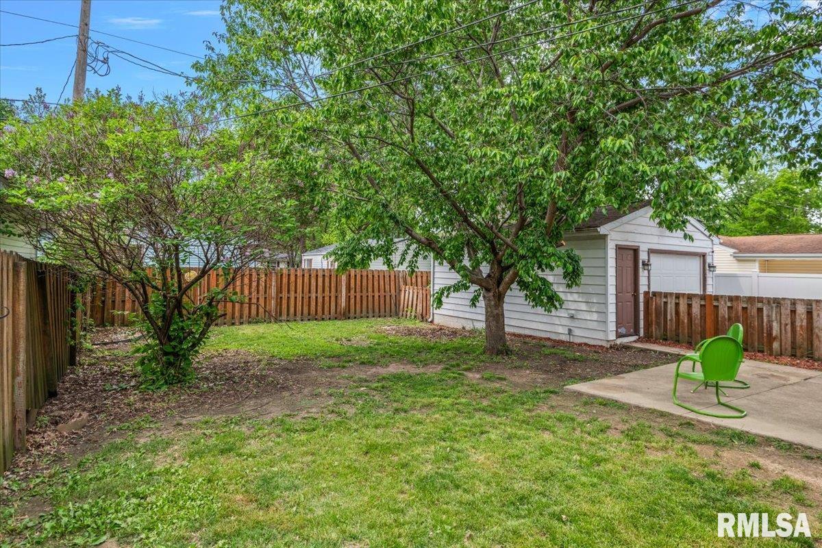 1613 North Schrader Avenue Springfield, IL 62702 - Photo 30 of 32