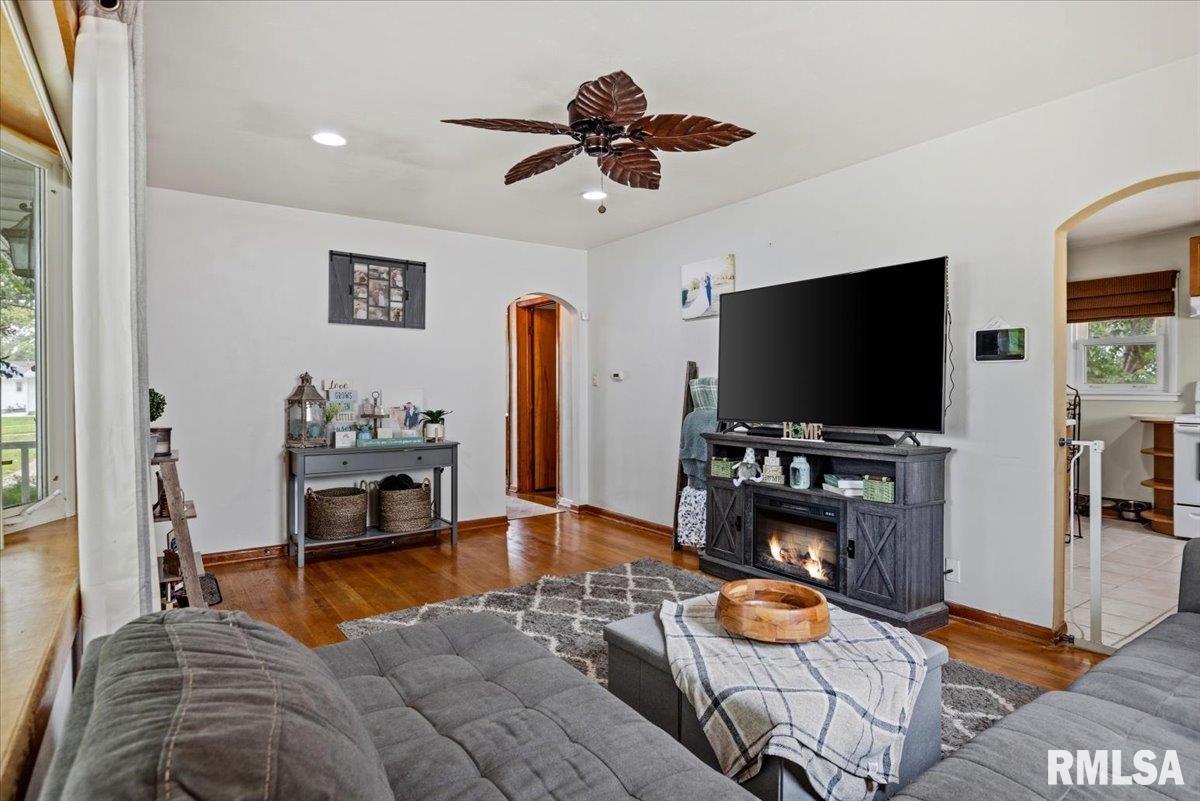 1613 North Schrader Avenue Springfield, IL 62702 - Photo 8 of 32