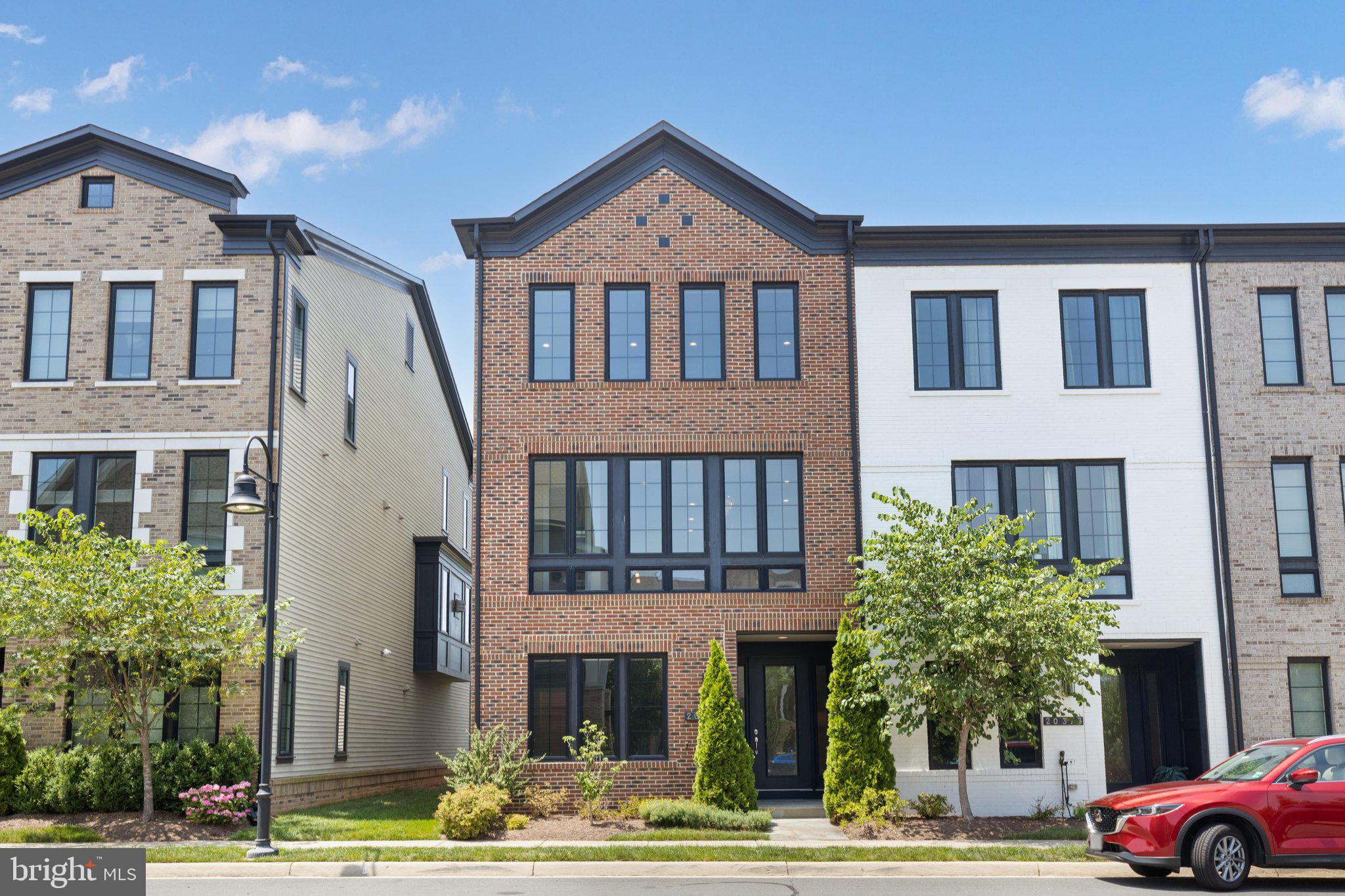 20375 Codman Drive Ashburn, VA 20147 - Photo 2 of 63 End Unit town house