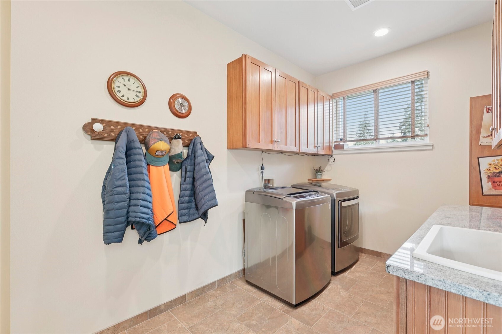 403 Russell Road Camano Island, WA 98282 - Photo 24 of 38 Gallery Image 24