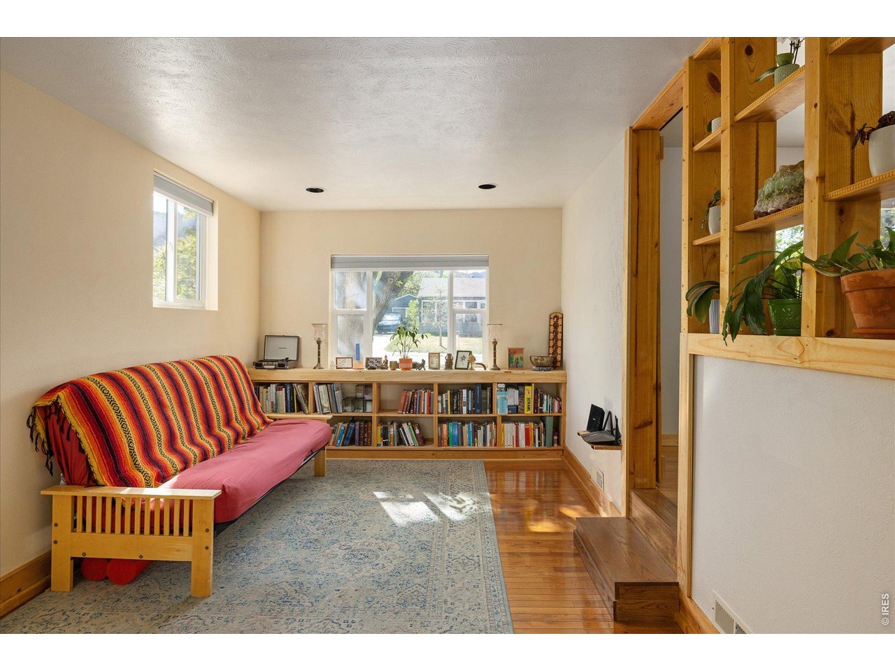 340 28th Street Boulder, CO 80305 - Photo 13 of 40 Spacious family room