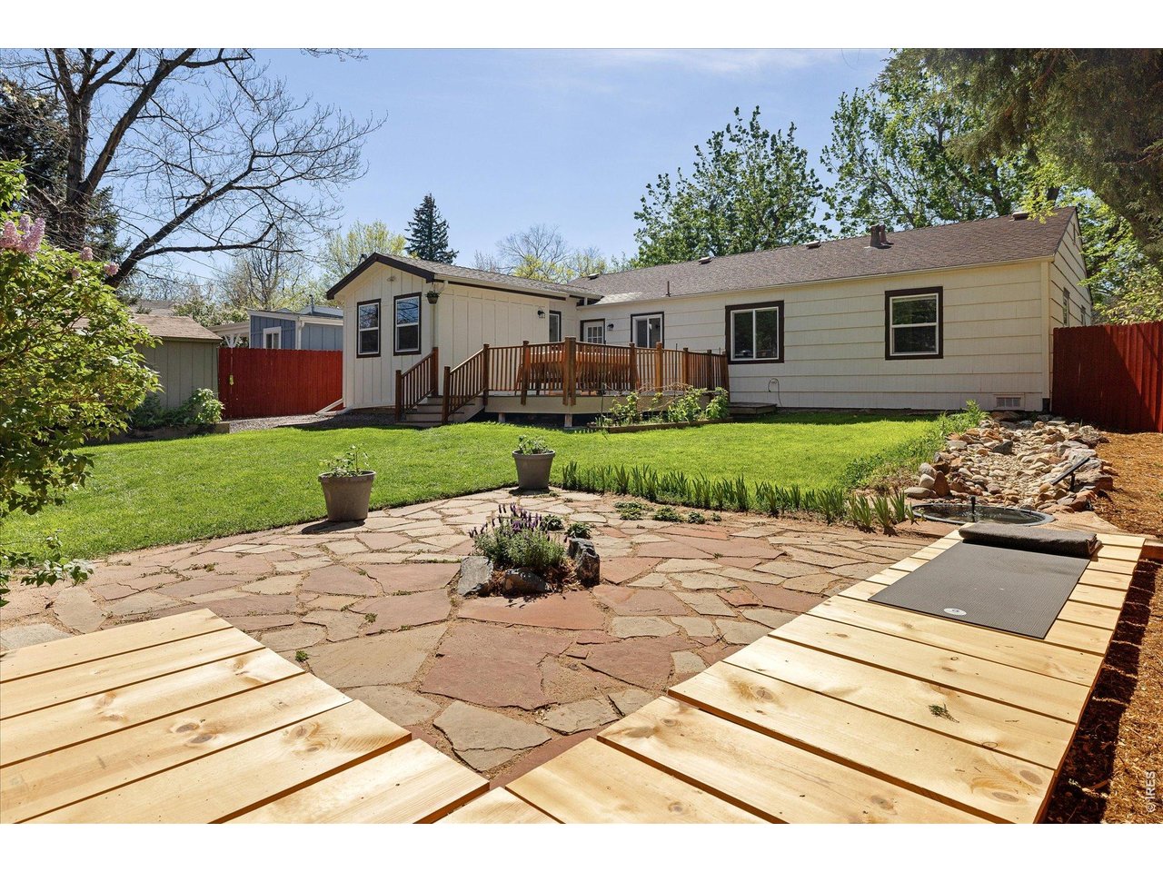 340 28th Street Boulder, CO 80305 - Photo 25 of 40 Great flagstone patio!